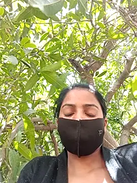 kajalbhabhi44 webcam