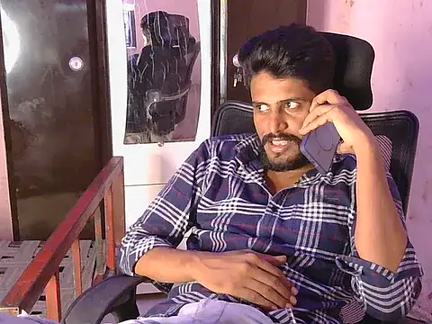 HotXKrish webcam
