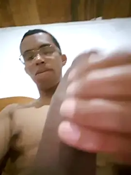 Mikael_1357 webcam