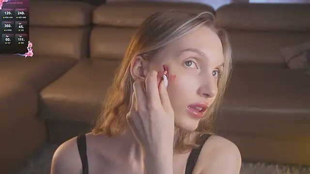 YvetteMilbrett webcam