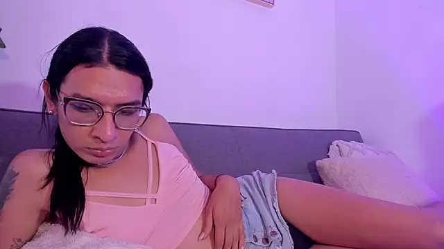 Maddie_Ray webcam