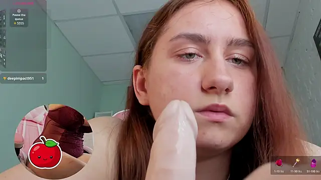 KattieCutieXx webcam