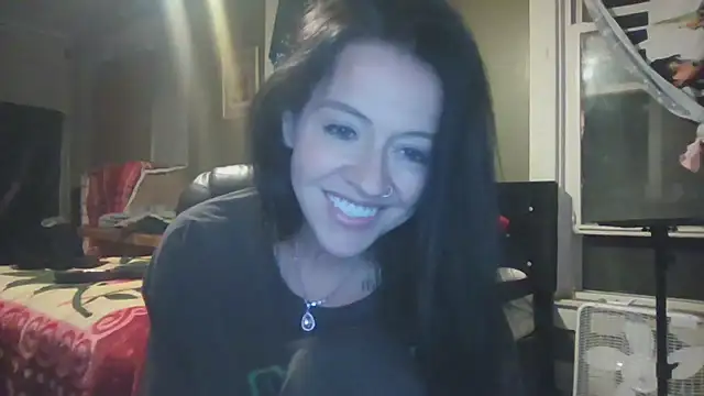 Love_Ashlii webcam