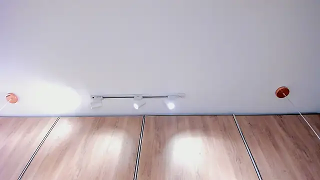 juliana_smithh webcam