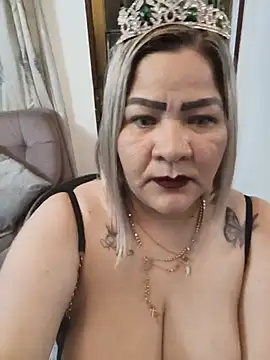 Dalessa_Bigtits webcam