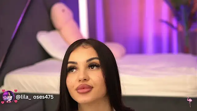 LilaRoses webcam
