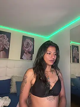 SamathaMay webcam