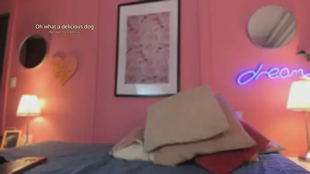 SoySaraa webcam