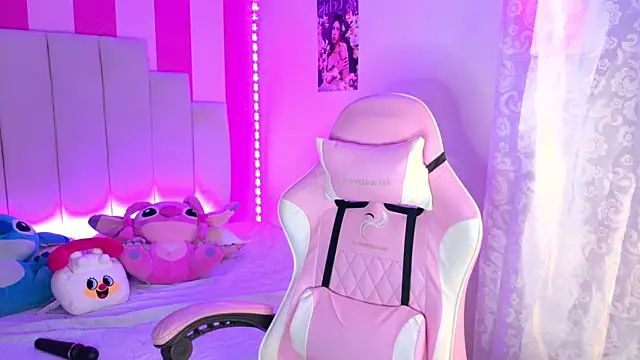 AliiceBrown_ webcam