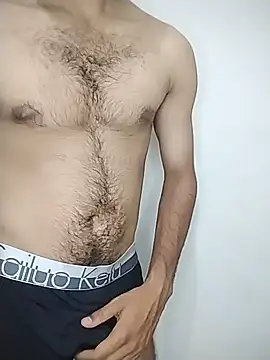 Mr_Hotyy webcam