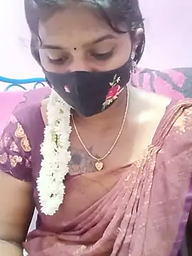 CuteDevilAnu webcam
