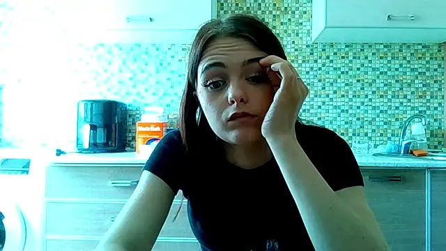 KikiAmino webcam