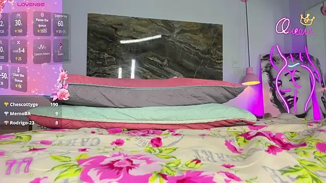 Skarleth_queen webcam