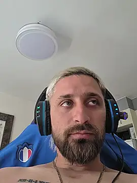 omarito100 webcam