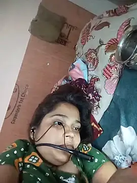 Trisha_71 webcam
