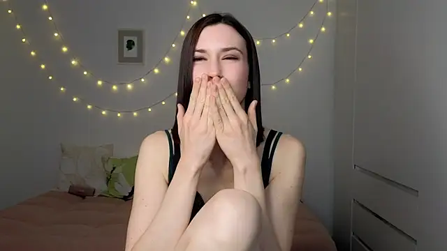 AliciaNewell webcam