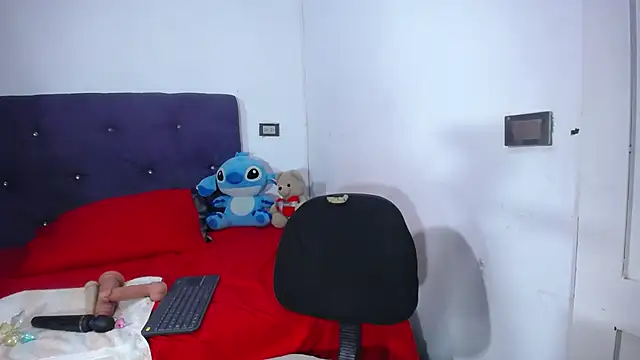 Squirter_pussybomb webcam