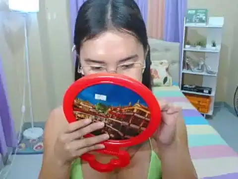 SeductiveAppleTS webcam