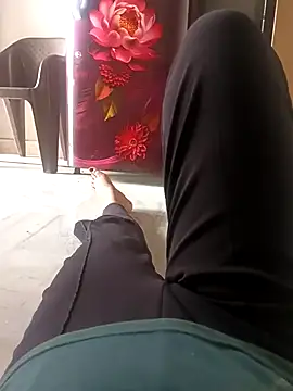 Anamika-singhania webcam