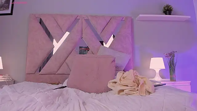 Eva-Millss webcam