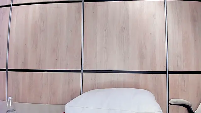 juliana_smithh webcam