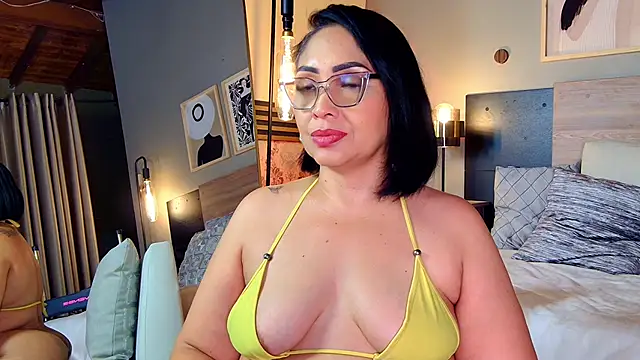 Madissononee webcam