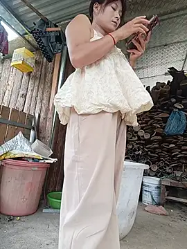 linda_bae00 webcam