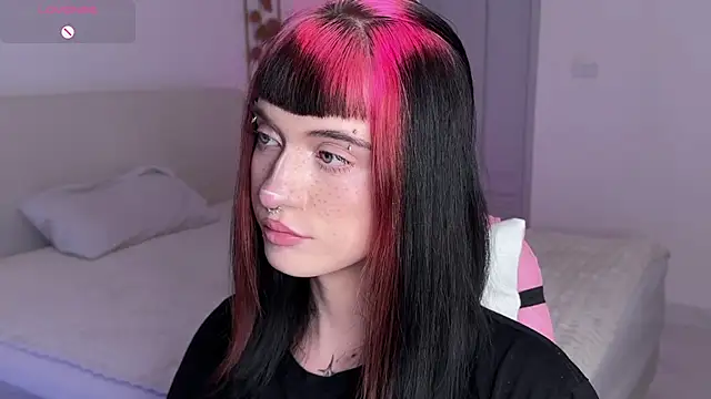 Vailyreb_ webcam