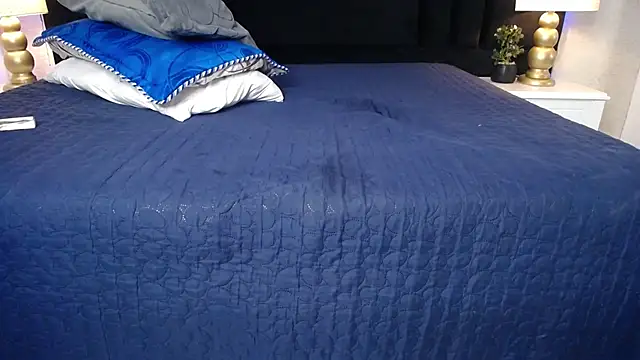 SkylerBigxxx webcam
