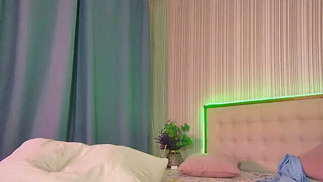RubyValen webcam
