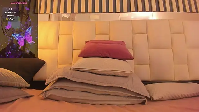 camila__herrera webcam