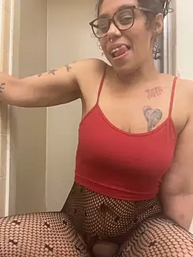 Desirae_Luciano webcam
