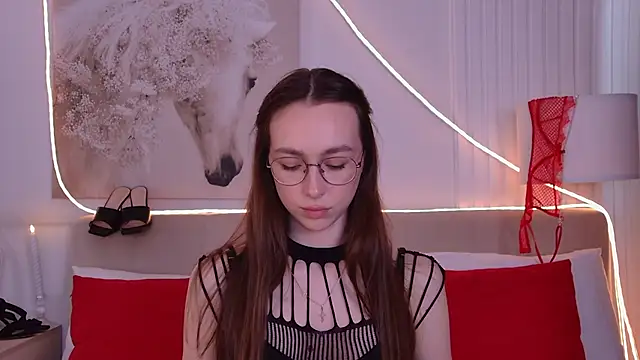 emily_simon - Emily_Simon's free webcam - UK Sex Cams