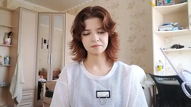 LowkeyIndigo webcam