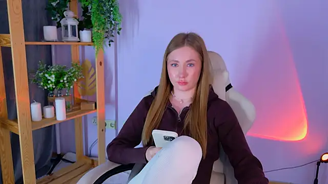 EllyColins webcam