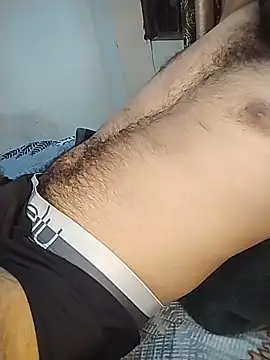 Mr_Hotyy webcam