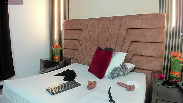 Lara_Seduce webcam