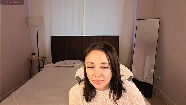 Mary_Holland webcam