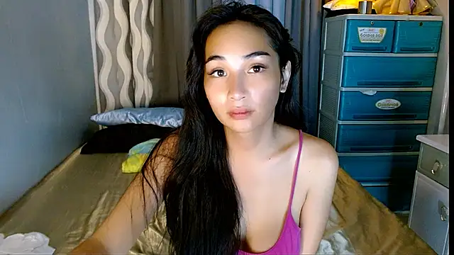 SweetLilly_18 webcam