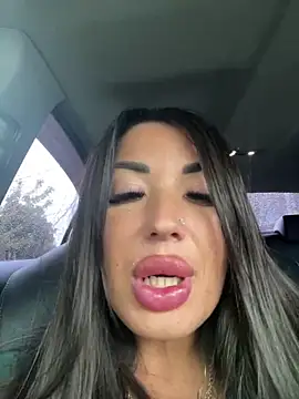 RuslanaXX webcam