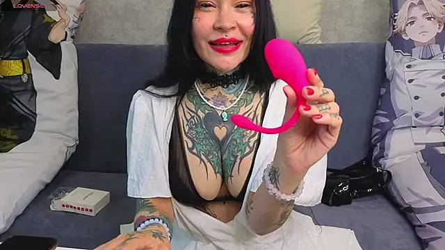 Megan_Black_Moon webcam