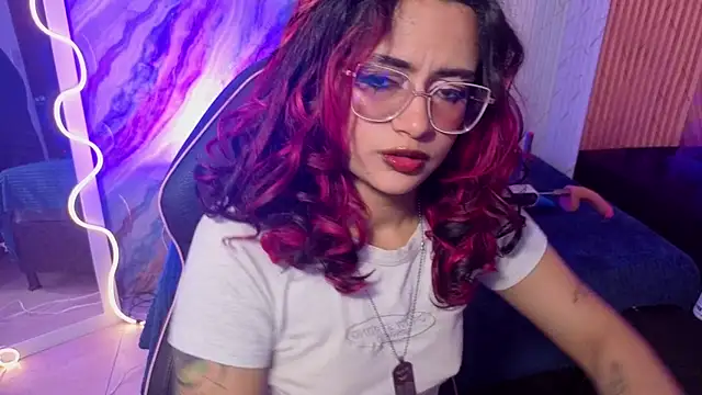 kristen_tay webcam