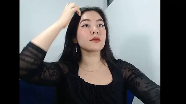 EloiseJun webcam