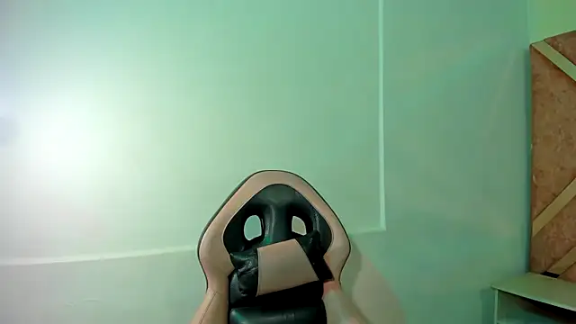 Amy_Kobold3 webcam