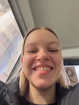 AshleyMur webcam