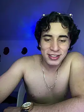 Maximuz1920 webcam