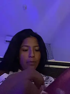 LeahBar webcam