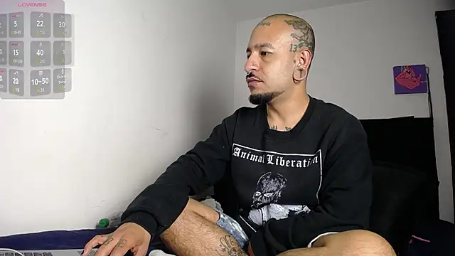 nika_1312 webcam