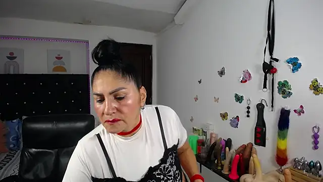 mature_bigboobs10 webcam