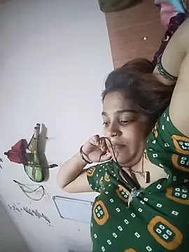 Trisha_71 webcam